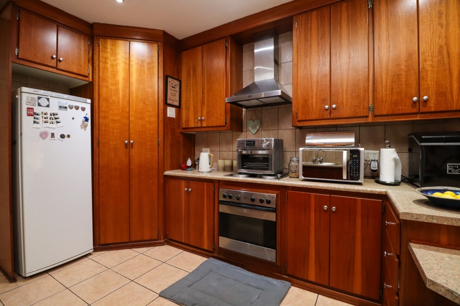 3 Bedroom Property for Sale in Flimieda North West